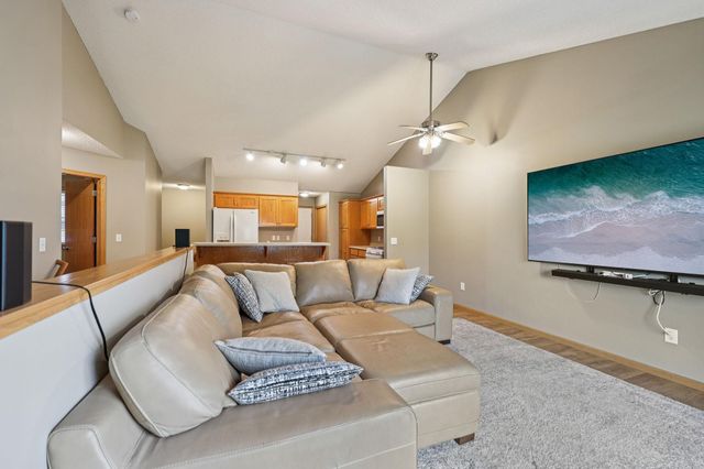 722 Independence Drive, Big Lake, MN 55309