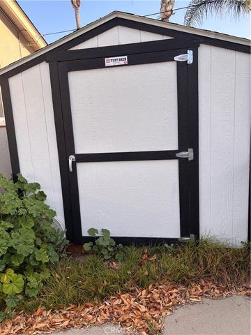 5604 Tower Road, Riverside, CA 92506