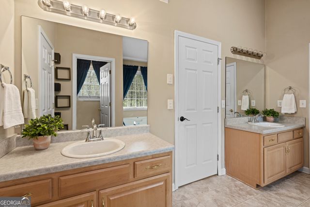 29 Westview Court, Hiram, GA 30141