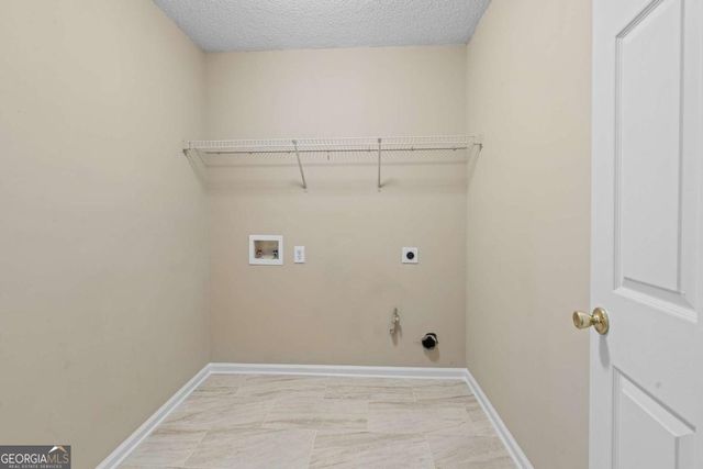 29 Westview Court, Hiram, GA 30141