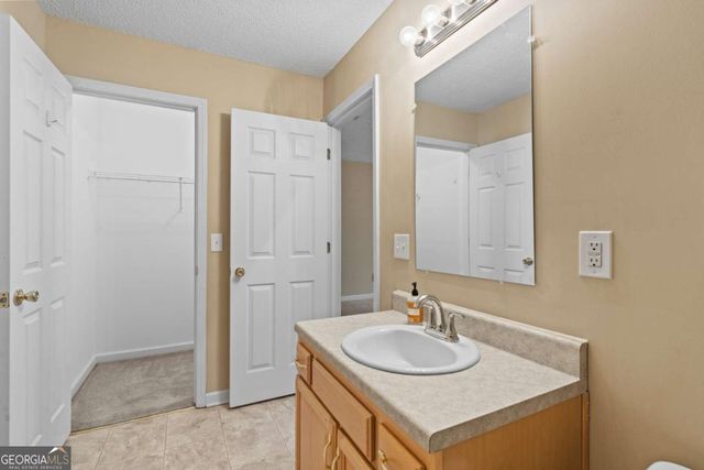 29 Westview Court, Hiram, GA 30141