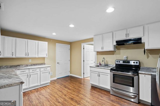 29 Westview Court, Hiram, GA 30141