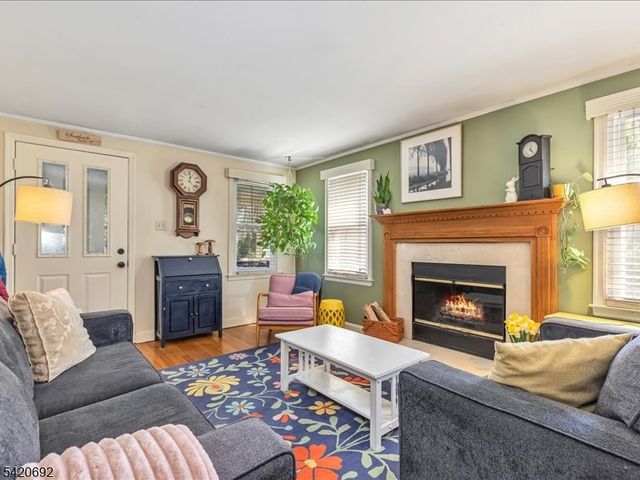 21 Mohawk Drive, Cranford Twp., NJ 07016