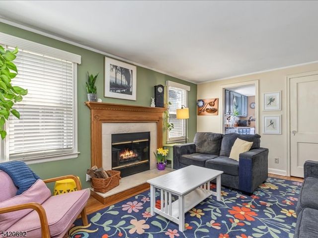 21 Mohawk Drive, Cranford Twp., NJ 07016