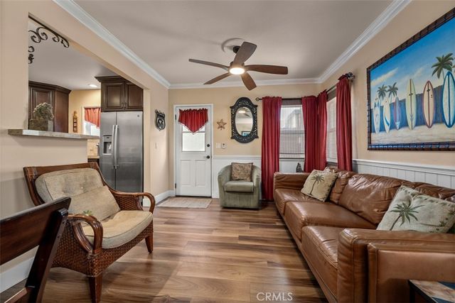 1527 W Balboa, Newport Beach, CA 92663