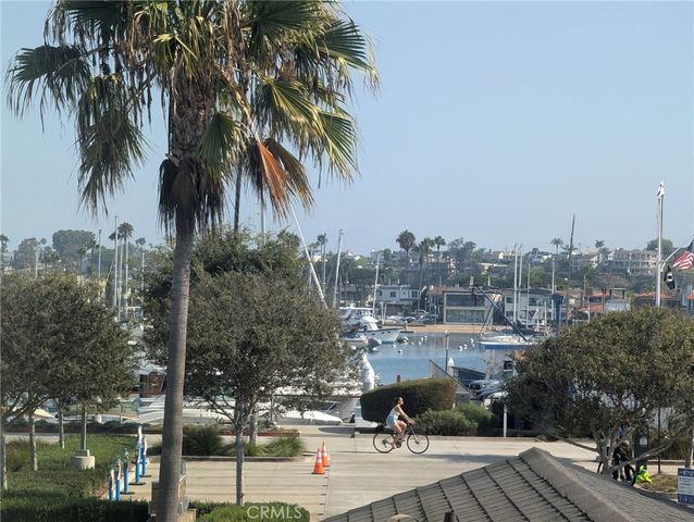 1527 W Balboa, Newport Beach, CA 92663
