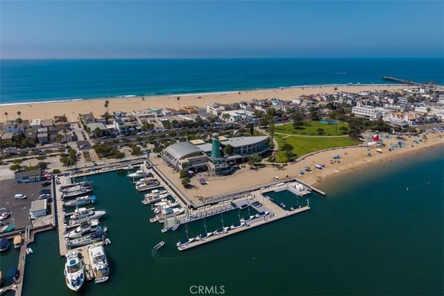 1527 W Balboa, Newport Beach, CA 92663