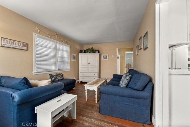 1527 W Balboa, Newport Beach, CA 92663