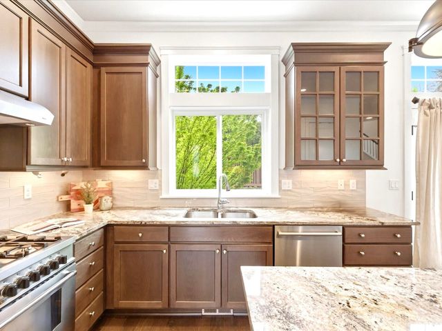 26620 NE Valley Street, Duvall, WA 98019