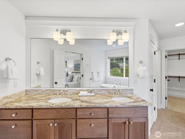 26620 NE Valley Street, Duvall, WA 98019