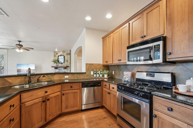 6921 Starboard CV, Jonestown, TX 78645