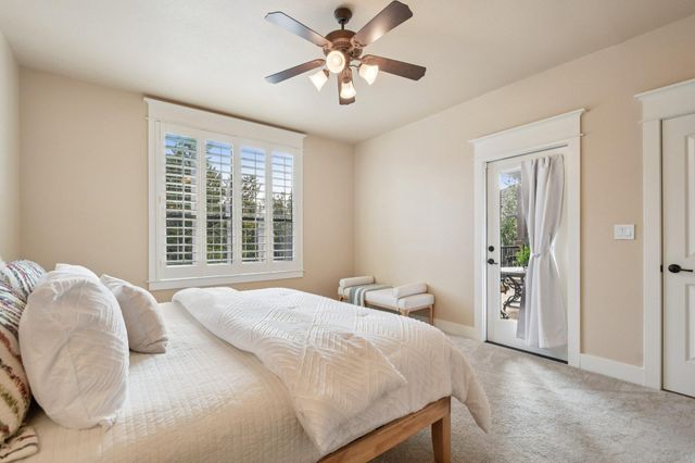 6921 Starboard CV, Jonestown, TX 78645