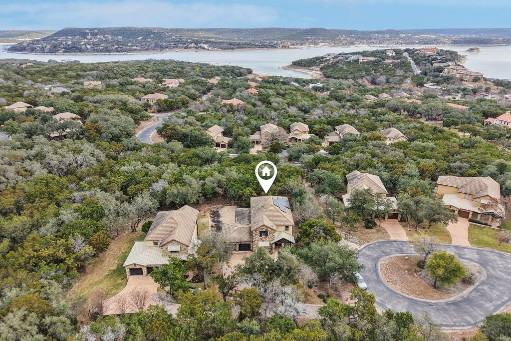 6921 Starboard CV, Jonestown, TX 78645