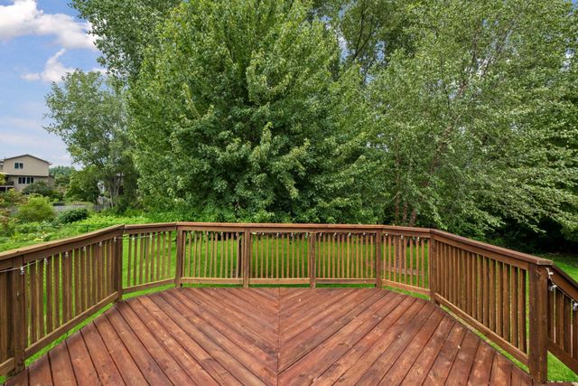 253 Teckla Court, Lino Lakes, MN 55014