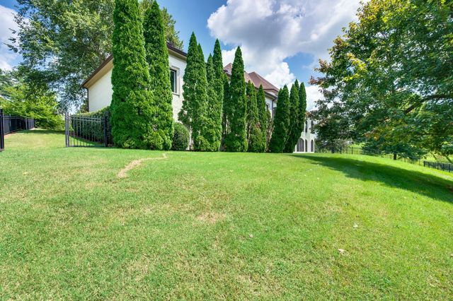 3 Prestwick Pl, Brentwood, TN 37027