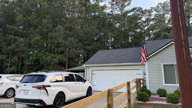 4335 Lexington Ridge Drive, Loganville, GA 30052