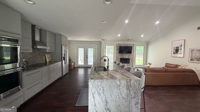 4335 Lexington Ridge Drive, Loganville, GA 30052