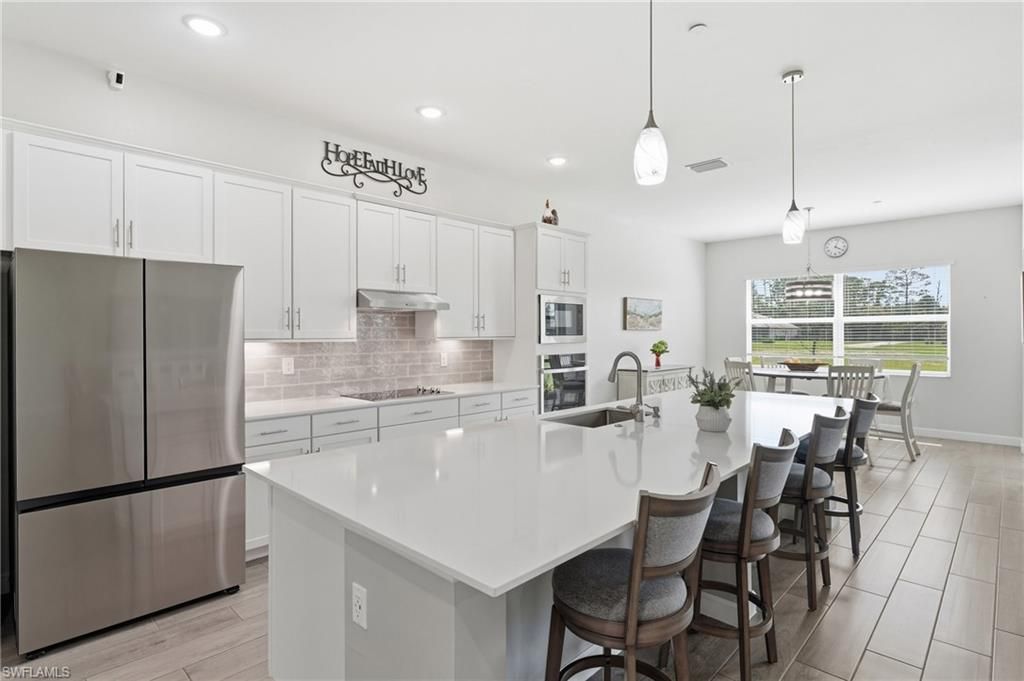 17040 Serengeti CIR, ALVA, FL 33920 — photo 2