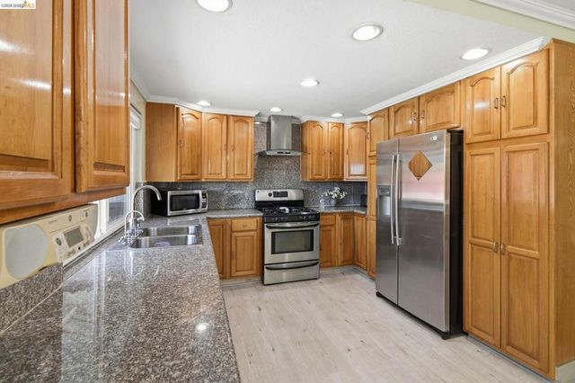 133 Stratford St, Vallejo, CA 94591
