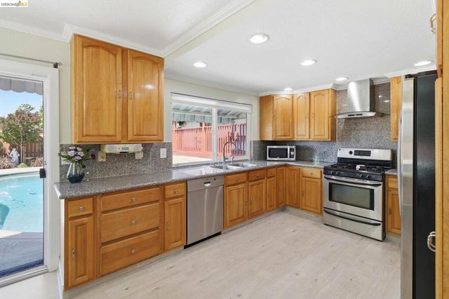 133 Stratford St, Vallejo, CA 94591