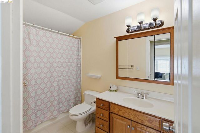 133 Stratford St, Vallejo, CA 94591