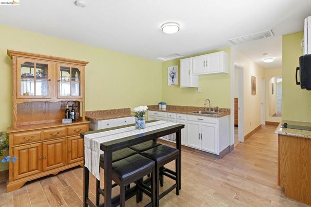 133 Stratford St, Vallejo, CA 94591