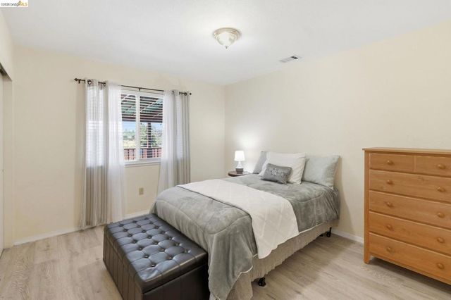 133 Stratford St, Vallejo, CA 94591