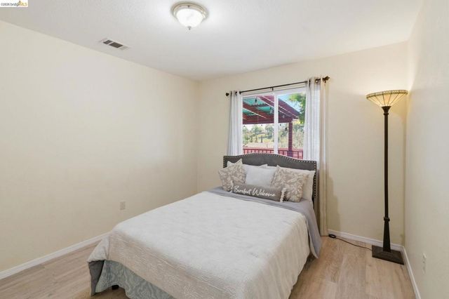 133 Stratford St, Vallejo, CA 94591
