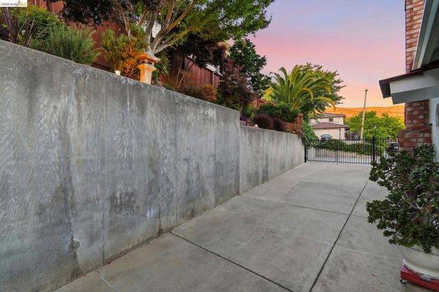 133 Stratford St, Vallejo, CA 94591
