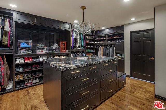 2820 Westshire Drive, Los Angeles, CA 90068