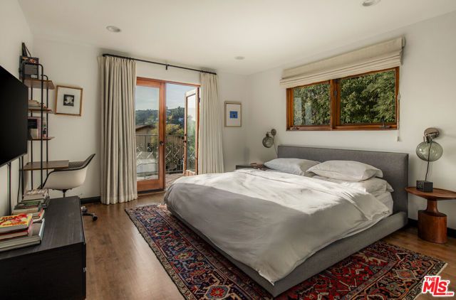 2820 Westshire Drive, Los Angeles, CA 90068