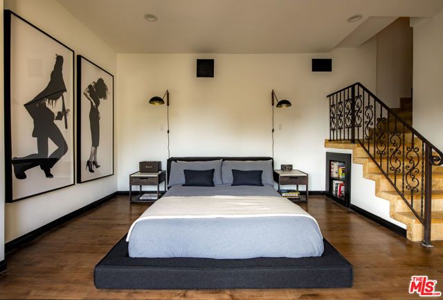 2820 Westshire Drive, Los Angeles, CA 90068