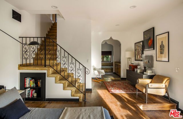 2820 Westshire Drive, Los Angeles, CA 90068