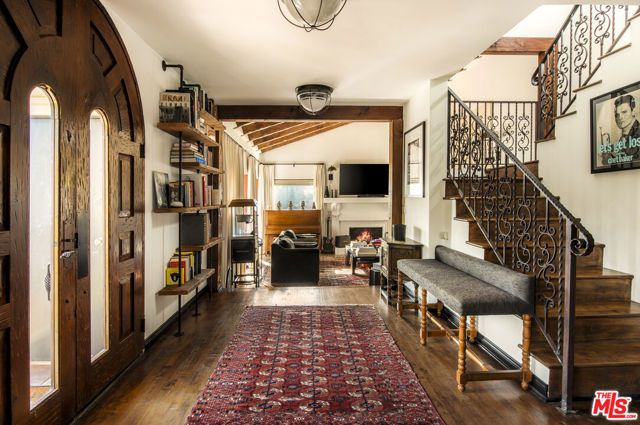 2820 Westshire Drive, Los Angeles, CA 90068