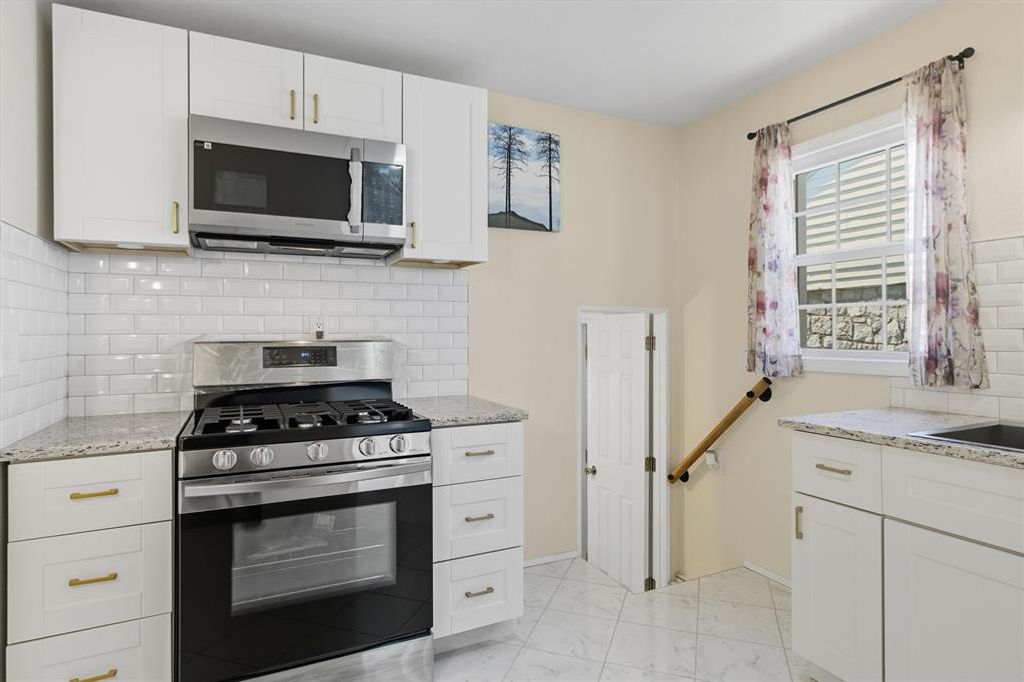 Image 20 of property listing at 2933 W Park Place, Oklahoma City, OK 73107