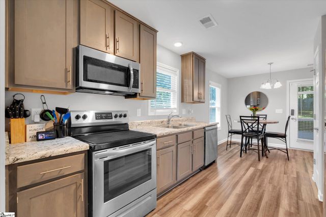 15 Marie Street, Greenville, SC 29609