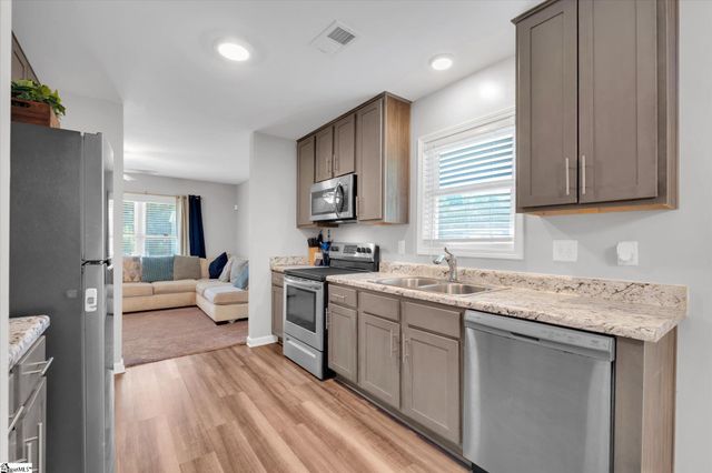 15 Marie Street, Greenville, SC 29609