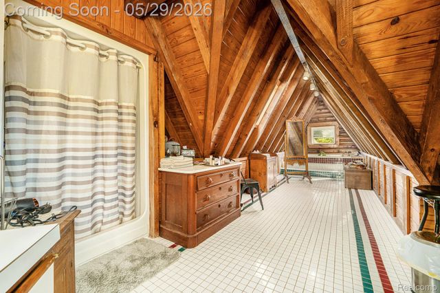 1366 S Baldwin Road, Orion Charter Township, MI 48360