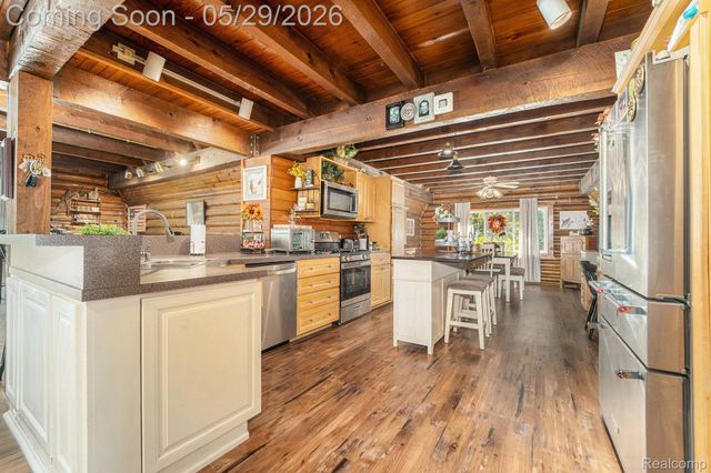 1366 S Baldwin Road, Orion Charter Township, MI 48360