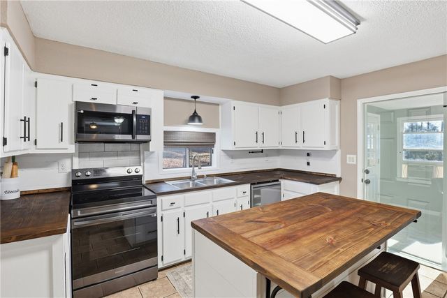 104 Topeka Lane, Pendleton, SC 29670