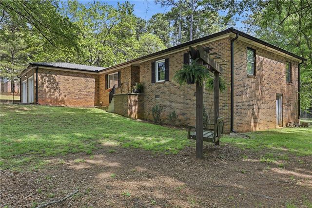 104 Topeka Lane, Pendleton, SC 29670