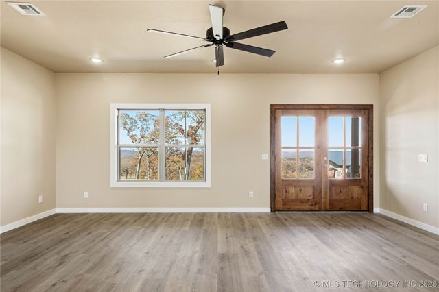 34830 S Falcon Crest Lane, Cookson, OK 74427