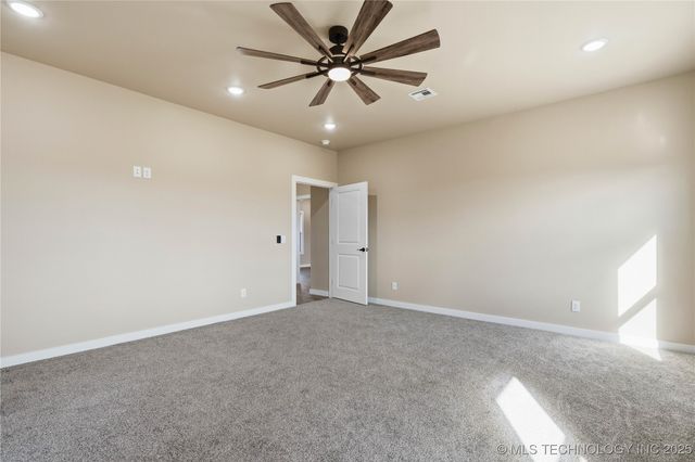 34830 S Falcon Crest Lane, Cookson, OK 74427