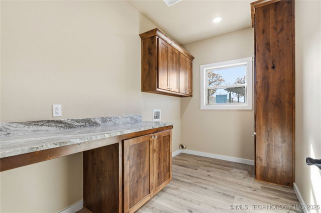 34830 S Falcon Crest Lane, Cookson, OK 74427