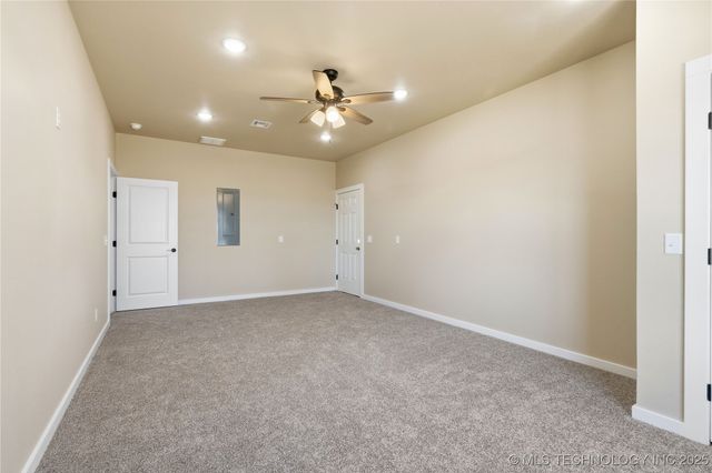 34830 S Falcon Crest Lane, Cookson, OK 74427