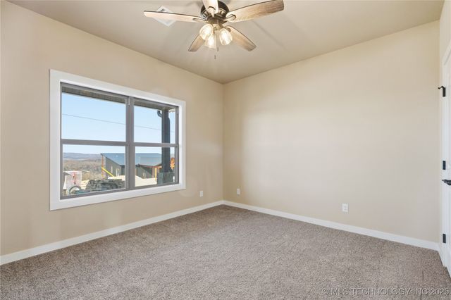 34830 S Falcon Crest Lane, Cookson, OK 74427