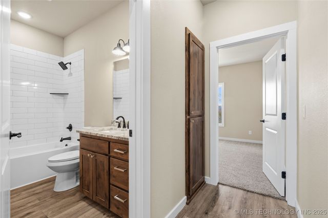 34830 S Falcon Crest Lane, Cookson, OK 74427