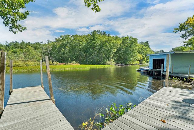 37 Riverlake Street, Alton, NH 03809