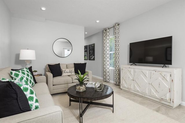 164 Savannah Lakes Boulevard, Fort Pierce, FL 34982