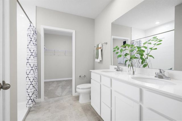 164 Savannah Lakes Boulevard, Fort Pierce, FL 34982